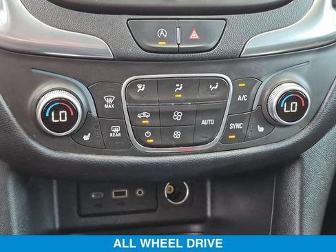 Used 2022 Chevrolet Equinox LT AWD/4WD image 24