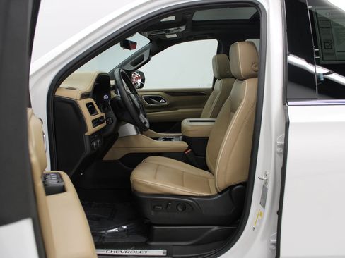 Used 2023 Chevrolet Tahoe Premier image 18