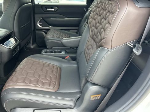 New 2026 Nissan Armada Platinum AWD/4WD image 21