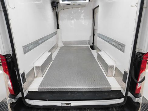 Used 2023 Ford Transit 250 High Roof AWD w/ Exterior Upgrade Package image 87