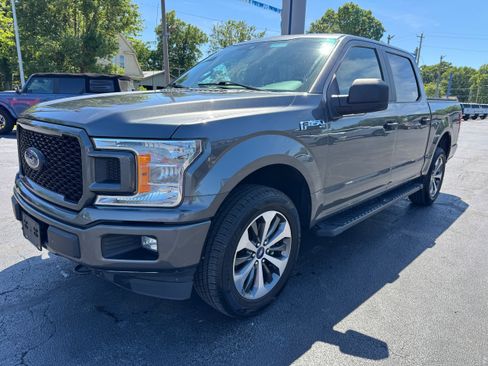Used 2019 Ford F150 XL w/ Equipment Group 101A Mid AWD/4WD image 3