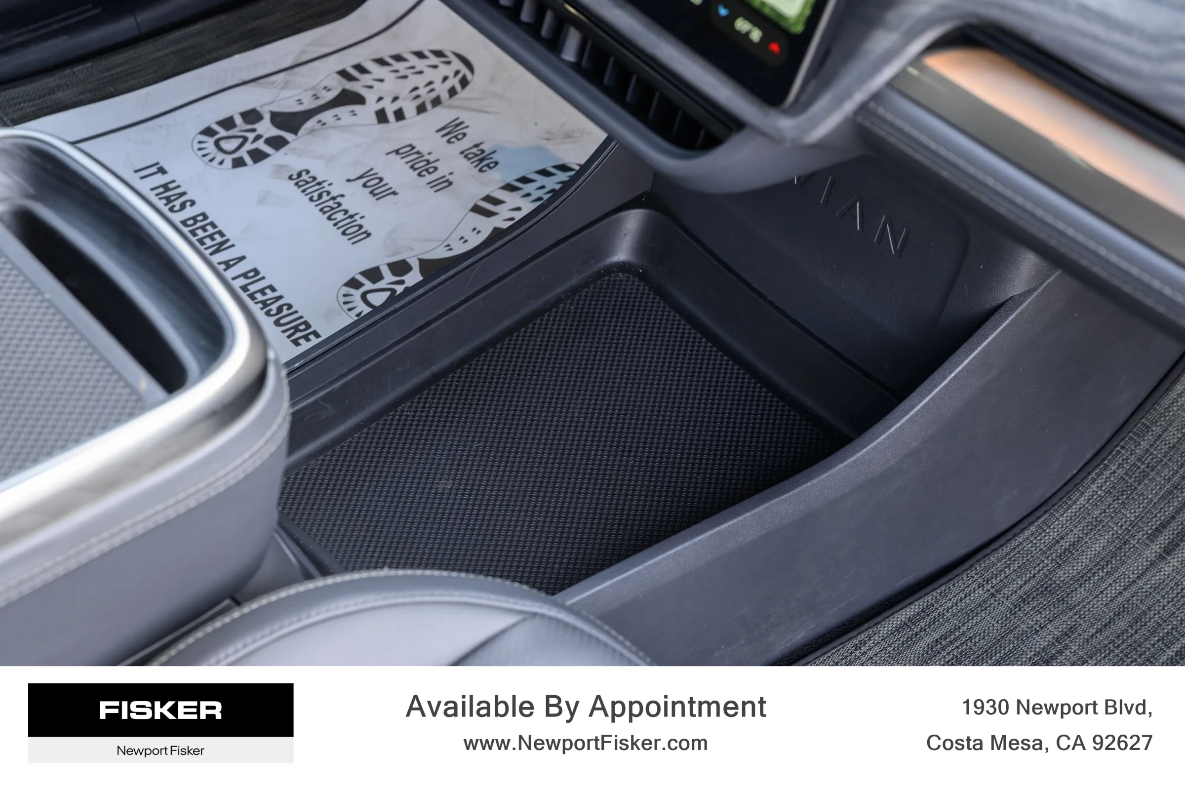 Used 2023 Rivian R1S AWD Adventure Quad image 41