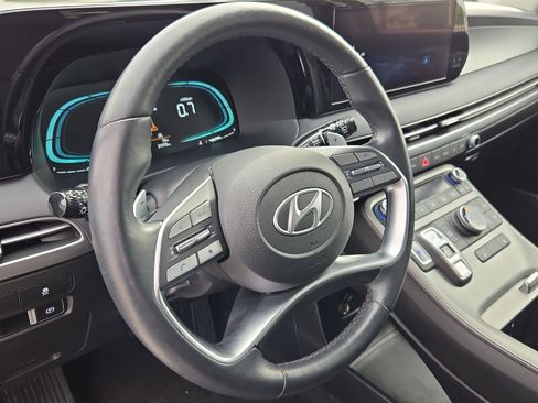 Used 2025 Hyundai Palisade SEL image 17