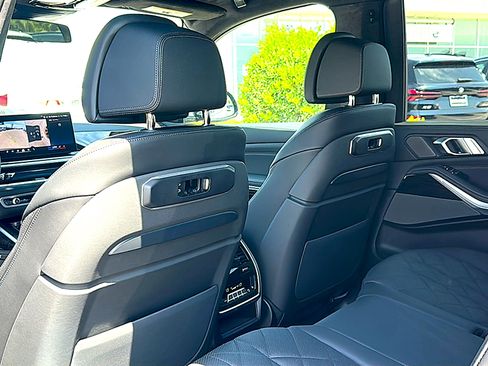 New 2027 BMW X7 xDrive40i AWD/4WD image 15