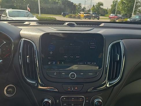 Used 2024 Chevrolet Equinox RS w/ RS Leather Package AWD/4WD image 31
