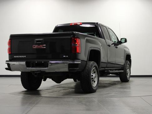 Used 2015 GMC Sierra 2500 SLE AWD/4WD image 4