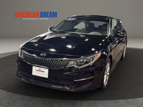 Used 2018 Kia Optima EX w/ Premium Package FWD image 1