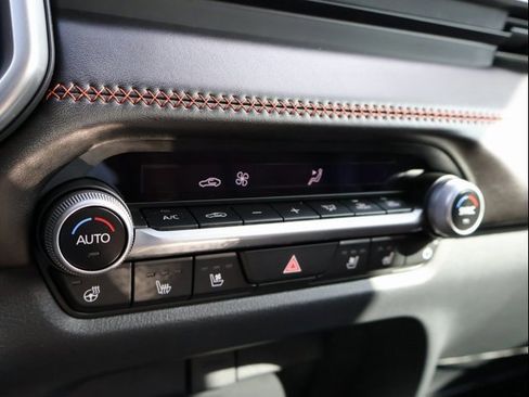 New 2026 MAZDA CX-50 Meridian Edition w/ Weather Package image 38