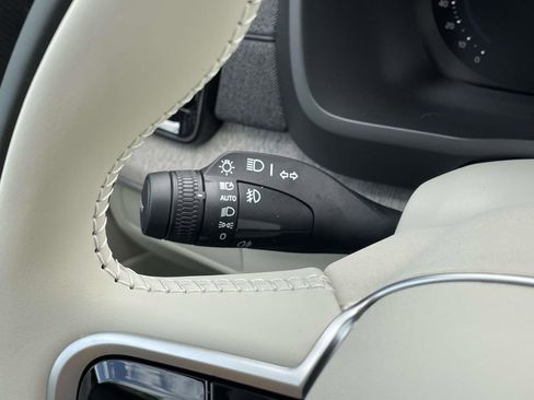 New 2026 Volvo XC90 B6 Ultra w/ Protection Package Premier AWD/4WD image 20