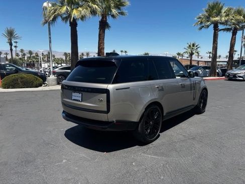 Certified 2023 Land Rover Range Rover SE AWD/4WD image 5