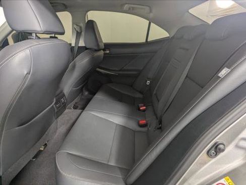 Used 2019 Lexus IS 300 w/ Premium Package image 17