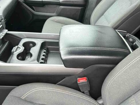 Used 2021 RAM 1500 Big Horn image 21