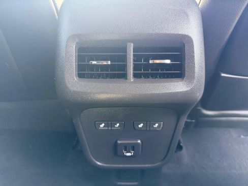 Used 2019 GMC Terrain Denali w/ Advanced Safety Package AWD/4WD image 29