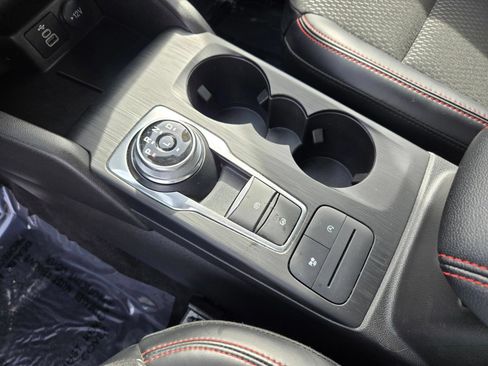 Used 2025 Ford Escape ST-Line FWD image 18