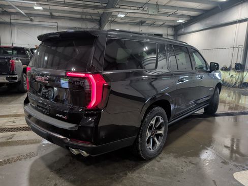 Used 2026 GMC Yukon XL AT4 Ultimate w/ LPO, Floor Liner Package AWD/4WD image 3