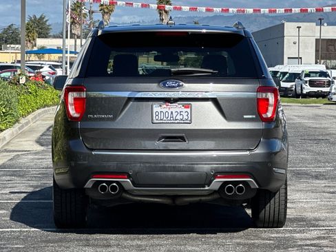 Used 2018 Ford Explorer Platinum image 5