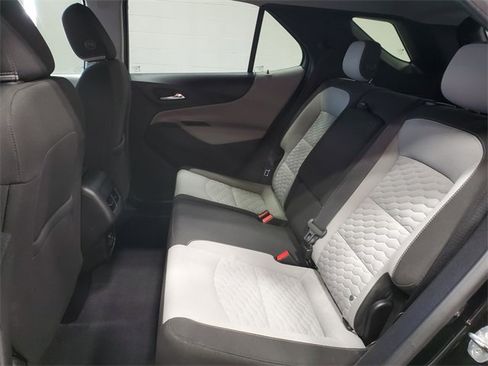 Used 2019 Chevrolet Equinox LT image 11