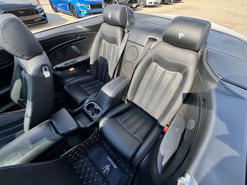 Used 2013 Maserati GranTurismo Convertible image 24
