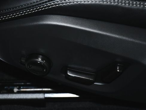 Used 2023 Volvo S90 B6 Ultimate w/ Protection Package image 48