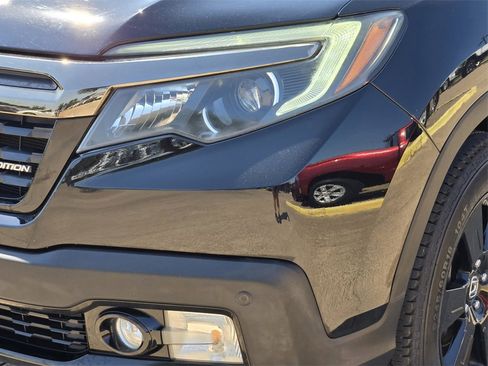 Used 2017 Honda Ridgeline Black Edition image 6