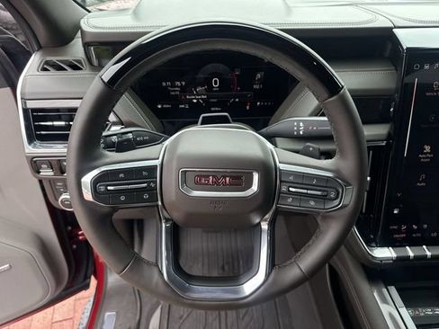 Used 2026 GMC Yukon Elevation w/ Elevation Premium Package AWD/4WD image 15
