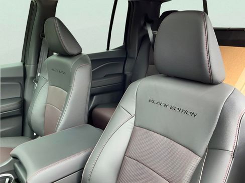 New 2026 Honda Ridgeline Black Edition image 23