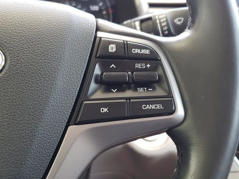 Used 2018 Hyundai Elantra Value Edition FWD image 21