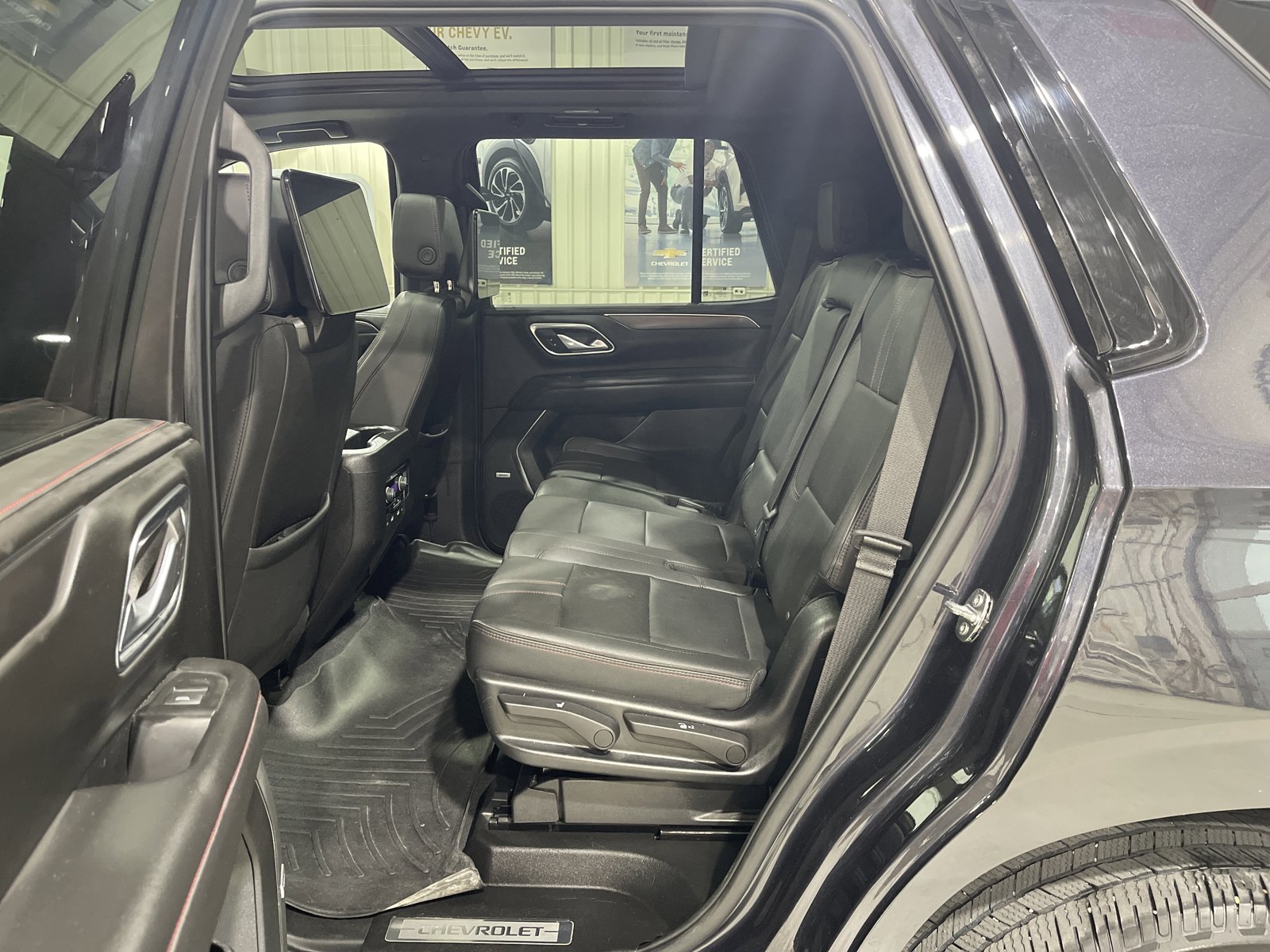 Used 2023 Chevrolet Tahoe RST AWD/4WD image 12