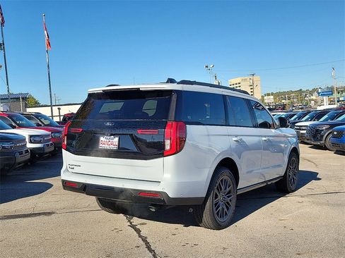 New 2025 Ford Expedition Platinum w/ Stealth Performance Package image 5