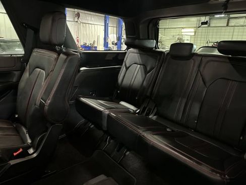 Certified 2020 Ford Expedition Limited w/ Equipment Group 303A AWD/4WD image 31
