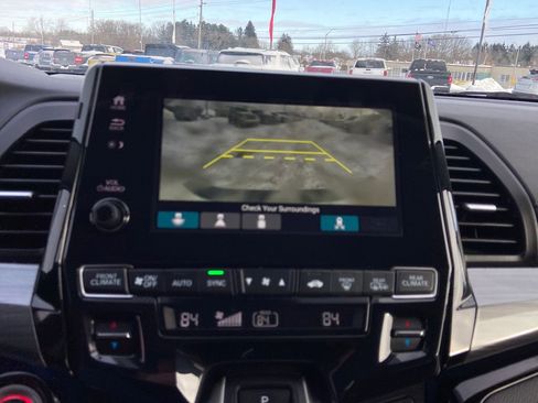 Used 2023 Honda Odyssey Elite image 32