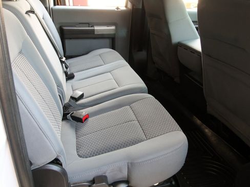 Used 2014 Ford F250 XLT w/ XLT Value Package image 38