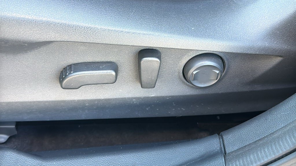 Certified 2025 Subaru Outback Premium AWD/4WD image 11