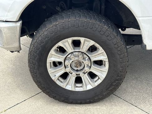 Used 2020 Ford F250 XL w/ STX Appearance Package AWD/4WD image 12
