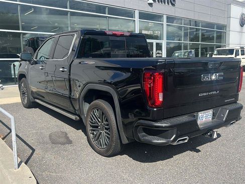 Used 2022 GMC Sierra 1500 Denali Ultimate AWD/4WD image 3
