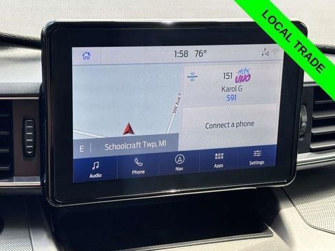 Used 2021 Ford Explorer XLT w/ Equipment Group 202A AWD/4WD image 16