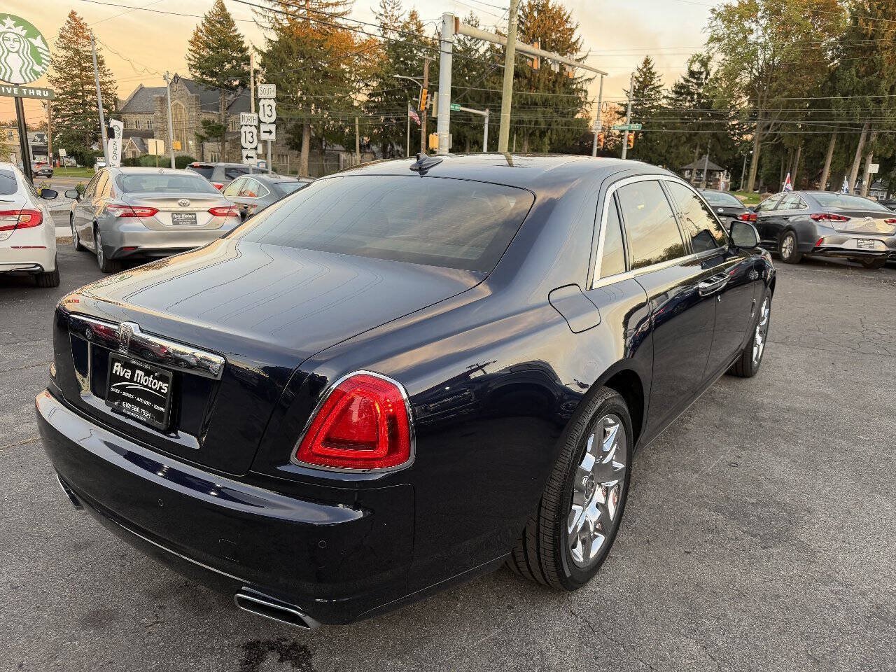 Used 2012 Rolls-Royce Ghost RWD image 6