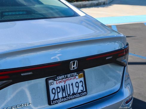 Used 2024 Honda Accord EX image 11