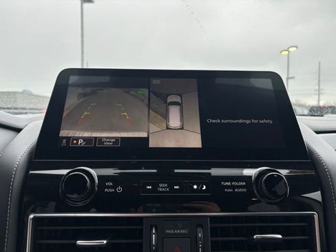 Used 2024 INFINITI QX80 Luxe image 17