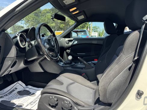 Used 2011 Nissan 370Z Coupe w/ Sport Pkg RWD image 15