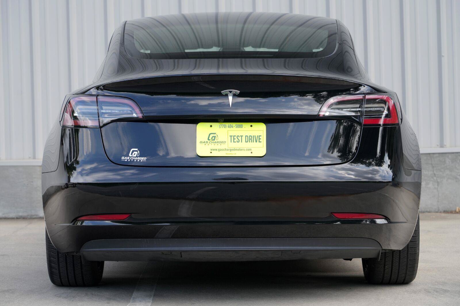 Used 2023 Tesla Model 3 Standard Range RWD image 11