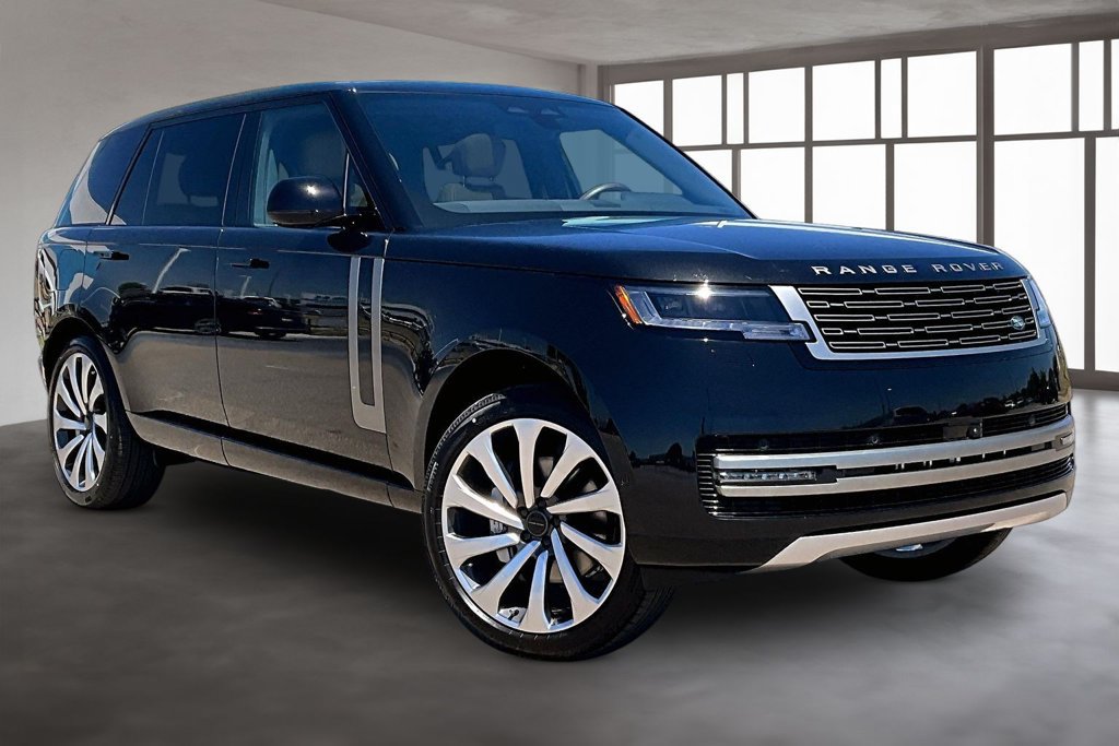 New 2026 Land Rover Range Rover Long Wheelbase SE AWD/4WD image 2
