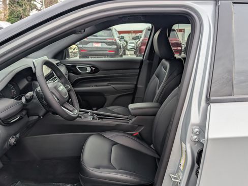 New 2026 Jeep Compass Limited AWD/4WD image 14