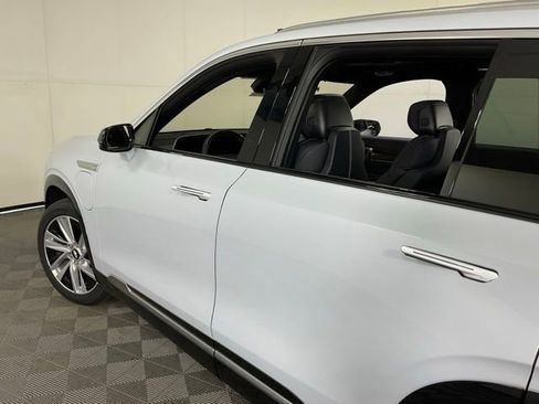 New 2026 Cadillac Vistiq Luxury image 38