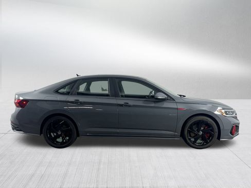 Used 2023 Volkswagen Jetta GLI Autobahn image 8