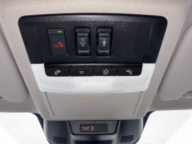 Certified 2026 Nissan Rogue Platinum w/ Platinum Premium Package AWD/4WD image 17