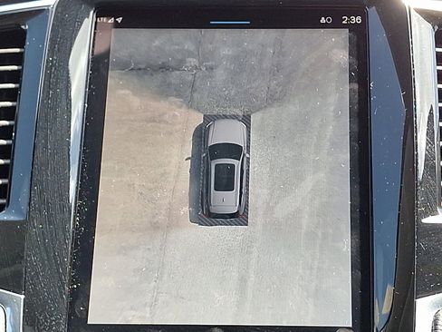 Used 2025 Volvo XC90 T8 Plus image 19