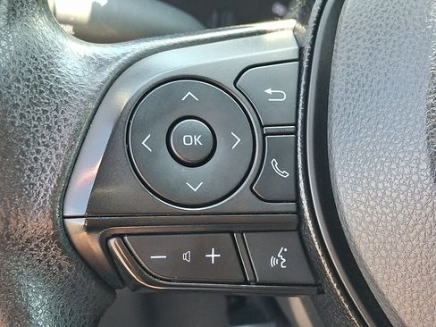 Used 2021 Toyota RAV4 LE w/ Carpet Mat Package (TMS) AWD/4WD image 21