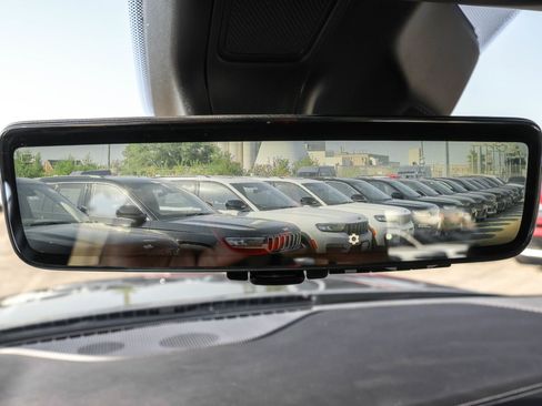 New 2025 Jeep Grand Cherokee Limited w/ Luxury Tech Group II image 22