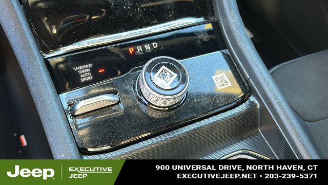 New 2026 Jeep Grand Cherokee Altitude AWD/4WD image 15